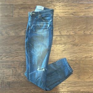 AG - Slim Ankle Distressed